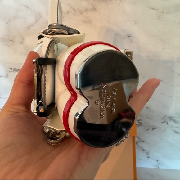 Louis Vuitton Vivienne Spaceman Astronaut Cosmonaute Statue Figure Figurine LV - Picture 8 of 13